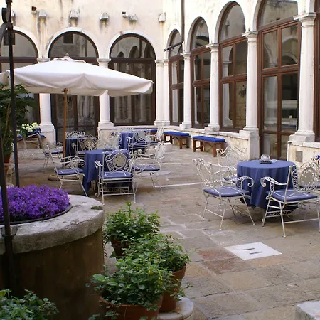 Bauer Palladio &